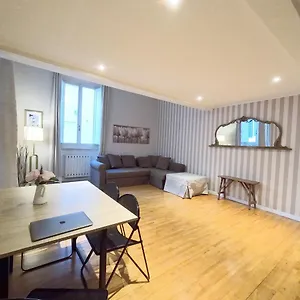 navona-gold-apartment.it-romehotels.com/